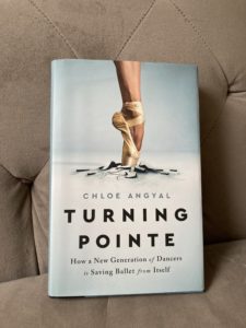 Turning Pointe Chloe Angyal